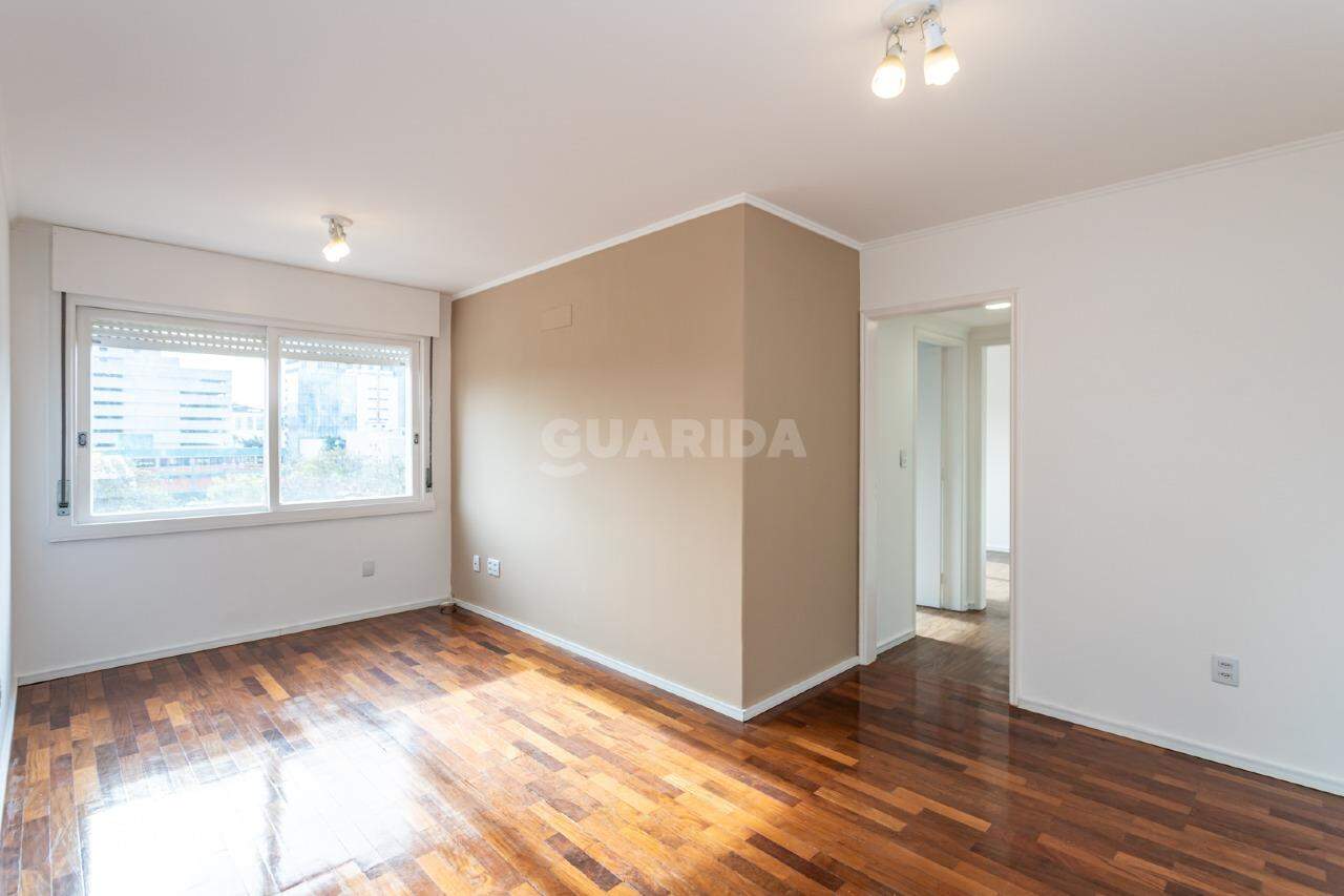Apartamento para alugar em Menino Deus, Porto Alegre - foto 1