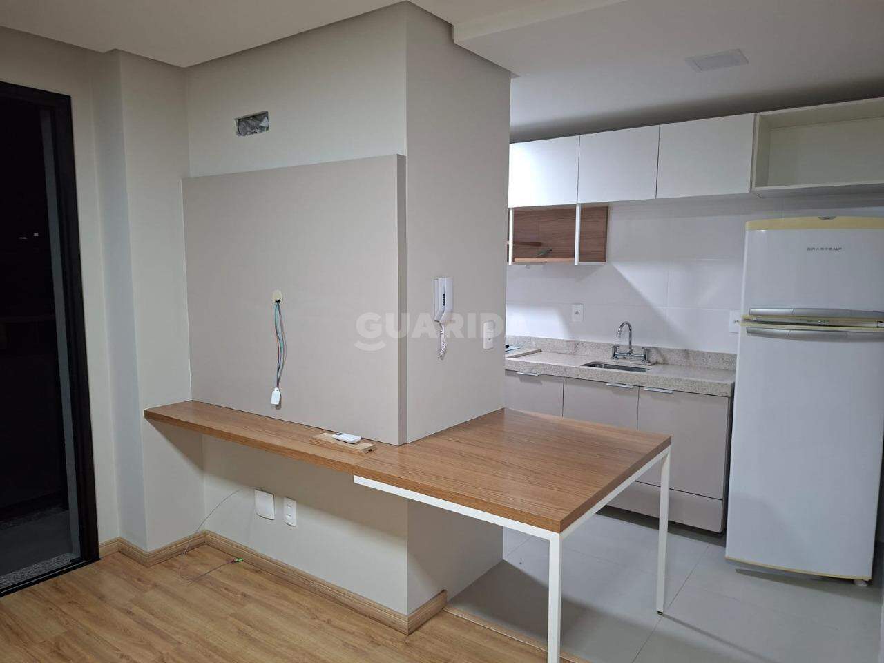 Apartamento para alugar em Menino Deus, Porto Alegre - foto 1