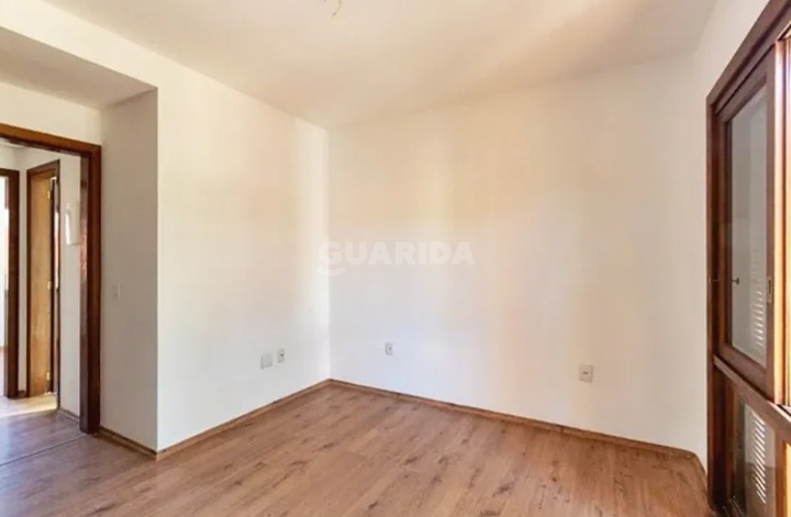 casa sobrado para alugar em Rua Armando Czamanski, 140 - foto 9