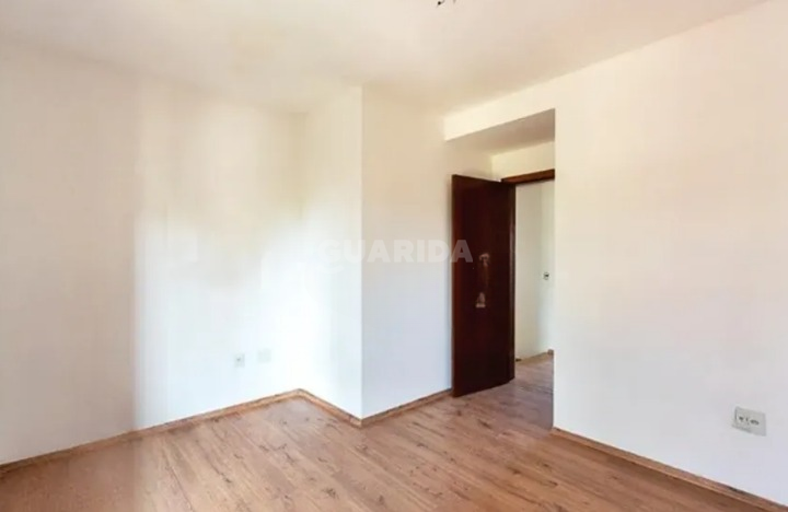 casa sobrado para alugar em Rua Armando Czamanski, 140 - foto 14