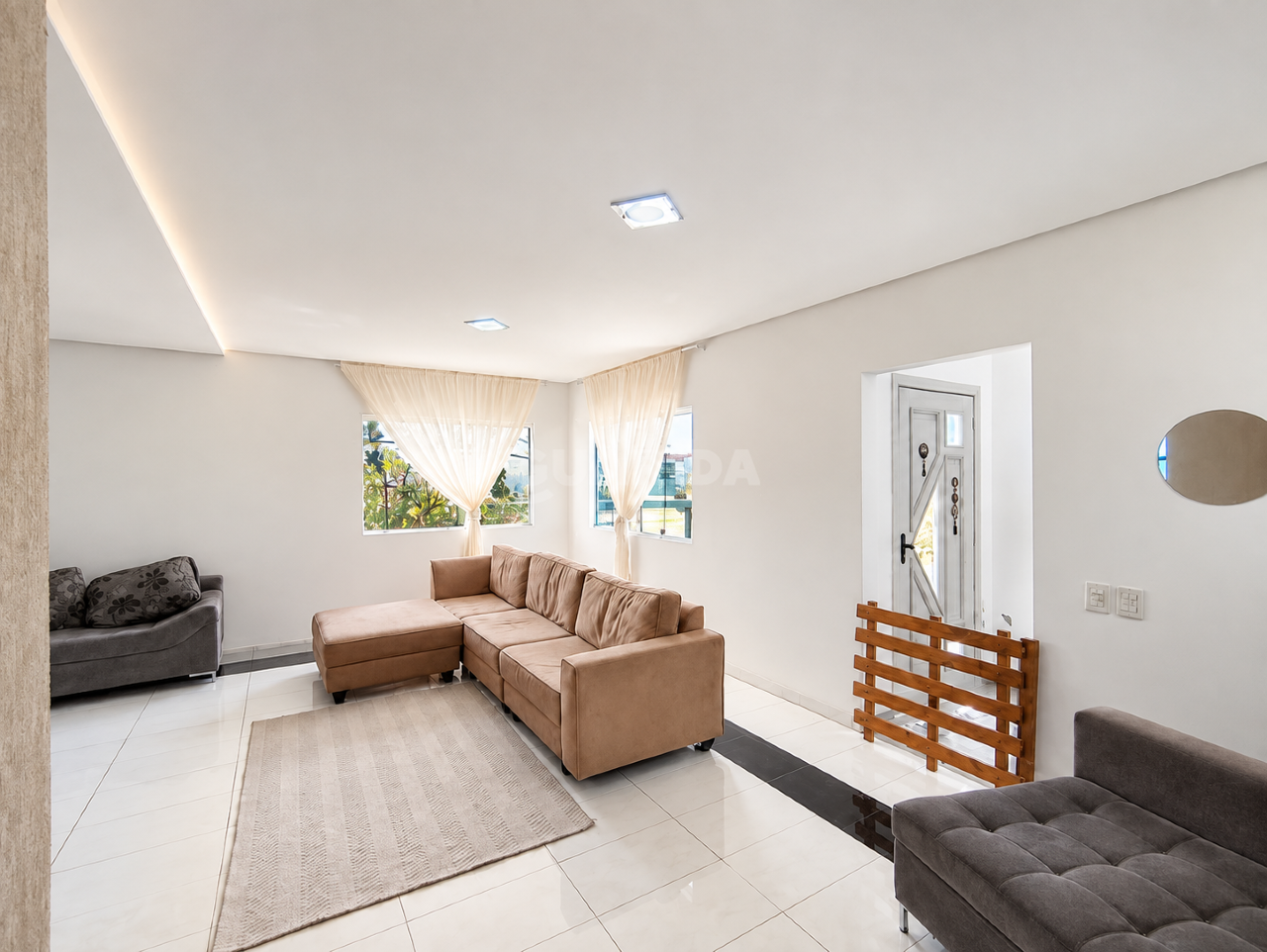 casa sobrado para alugar em Rua Leão Licurgo Brasiliano Arano, 125 - foto 2