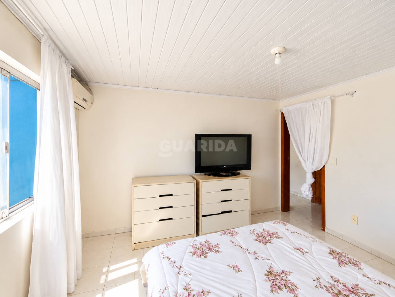 casa sobrado para alugar em Rua Leão Licurgo Brasiliano Arano, 125 - foto 19