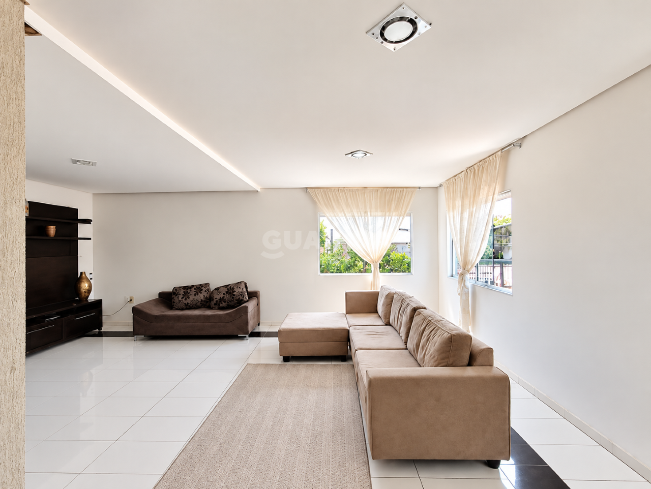 casa sobrado para alugar em Rua Leão Licurgo Brasiliano Arano, 125 - foto 5