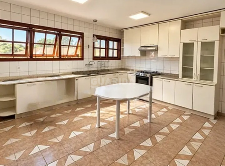 casa sobrado para alugar em Rua Ramis Galvão, 289 - foto 5