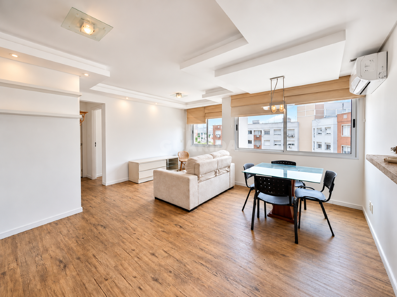 Apartamento para alugar em Vila Ipiranga, Porto Alegre - foto 1