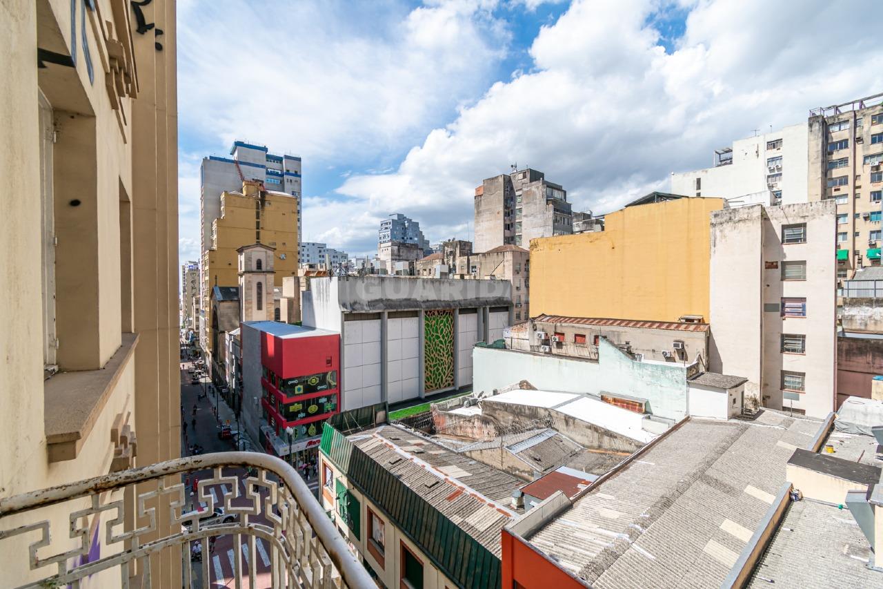 consultorio sala conjunto para alugar em Rua Vigário José Inácio, 481 - foto 18