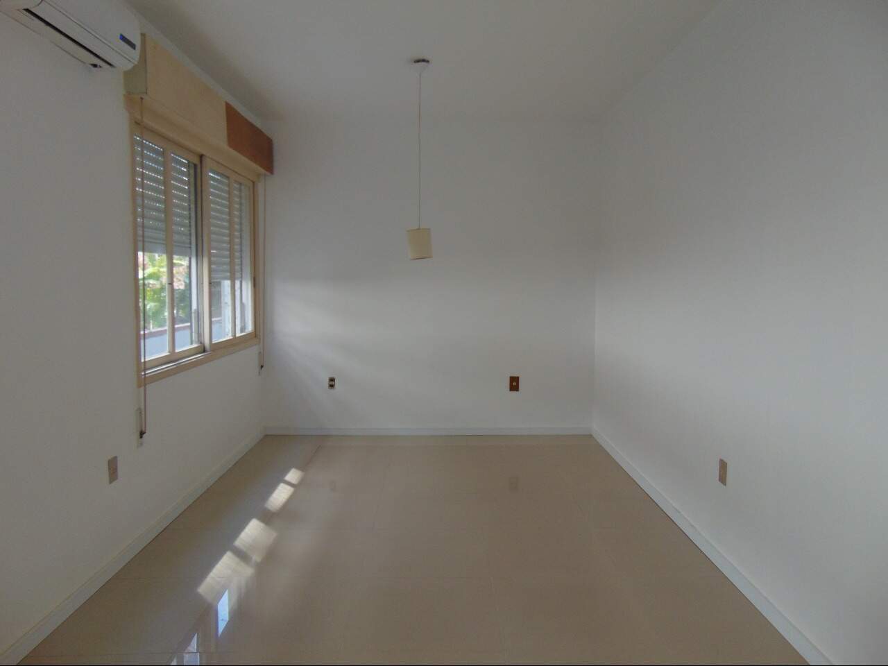 Apartamento para alugar em Moinhos de Vento, Porto Alegre - foto 1