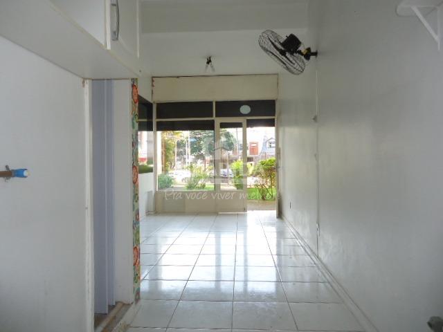loja ponto comercial para alugar em Avenida Wenceslau Escobar, 941 - foto 2
