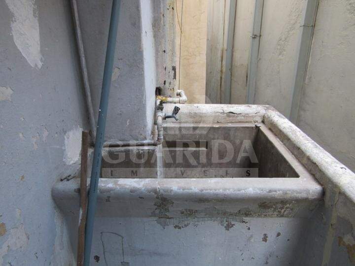 consultorio sala conjunto para alugar em Rua Vigário José Inácio, 481 - foto 17