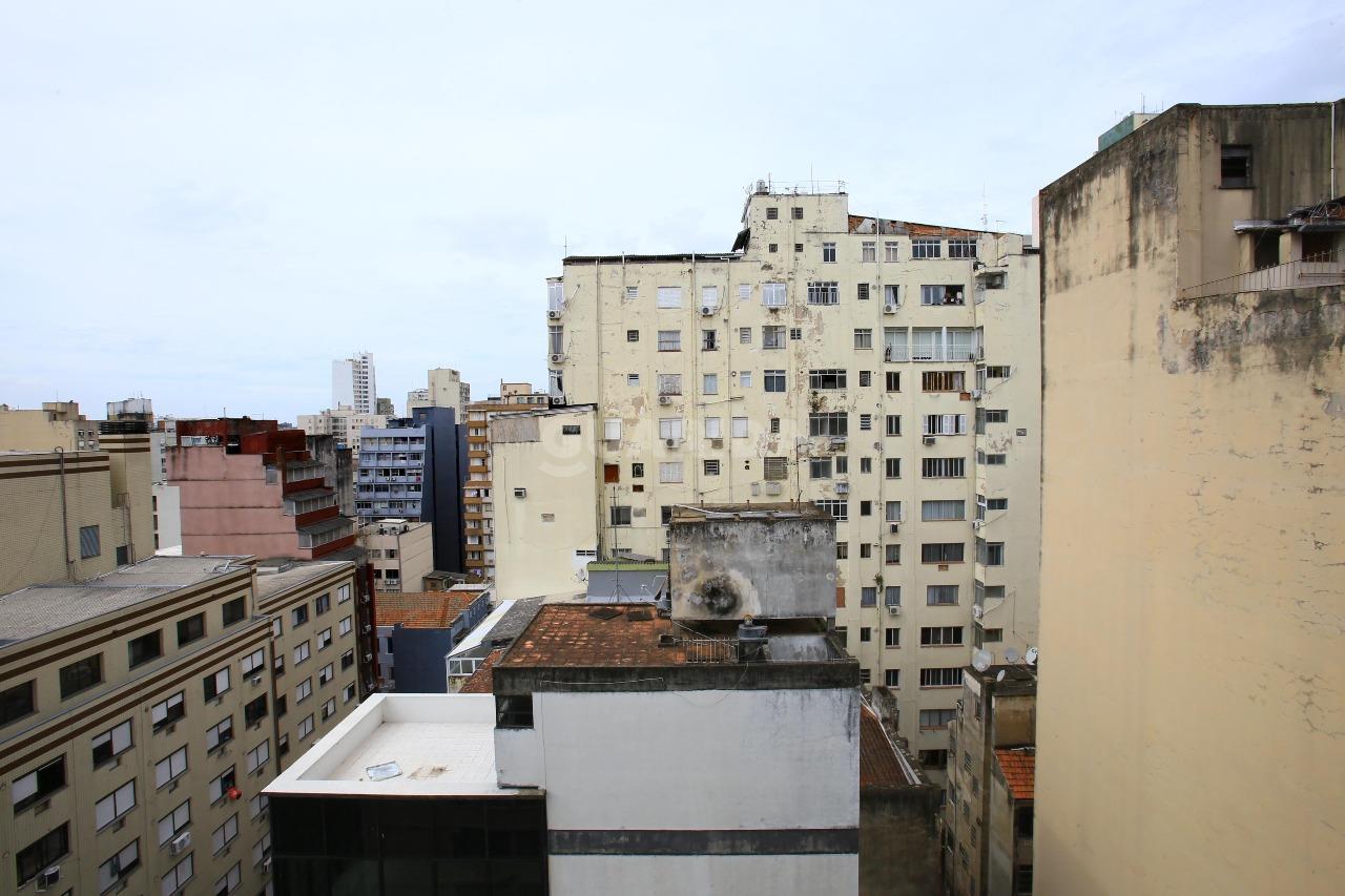 consultorio sala conjunto para alugar em Rua Vigário José Inácio, 547 - foto 14