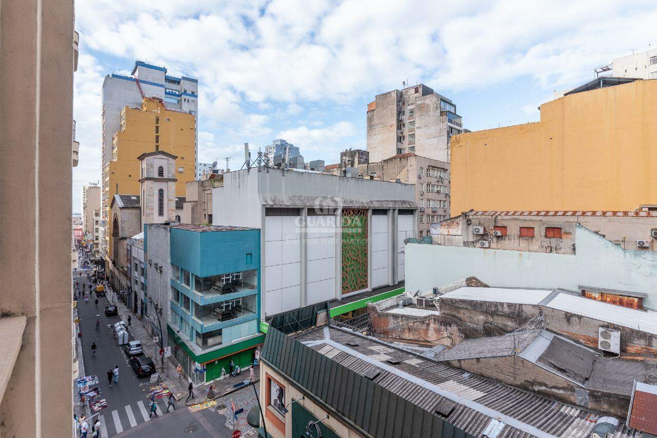 consultorio sala conjunto para alugar em Rua Vigário José Inácio, 481 - foto 9