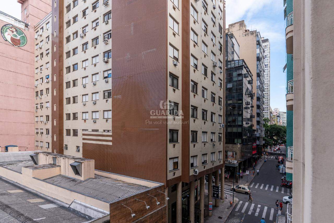 consultorio sala conjunto para alugar em Rua Vigário José Inácio, 481 - foto 7