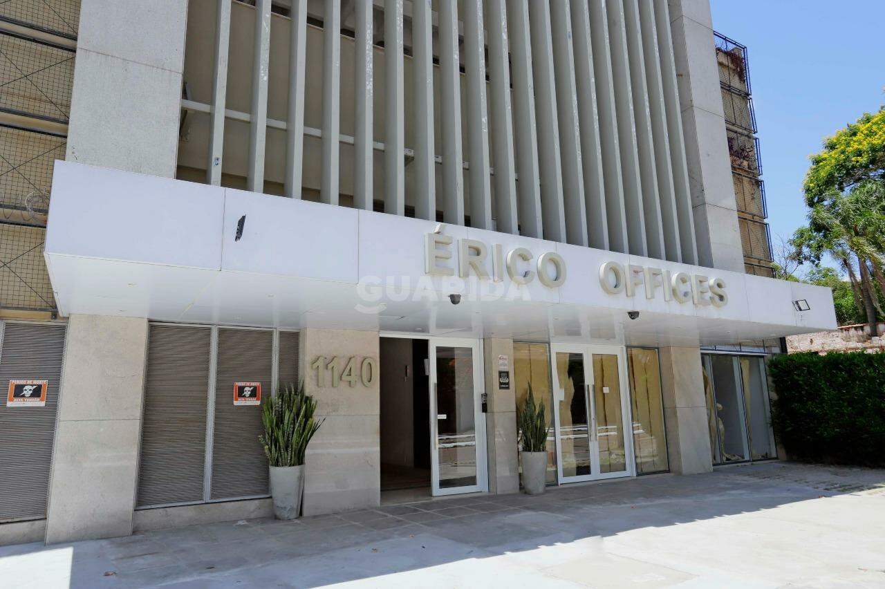 consultorio sala conjunto para alugar em Avenida Érico Veríssimo, 1140 - foto 18