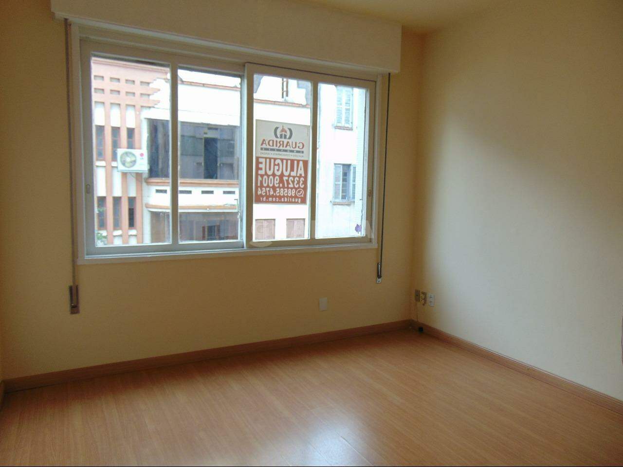 Studio/Kitnet/JK para alugar em Centro Histórico, Porto Alegre - foto 1