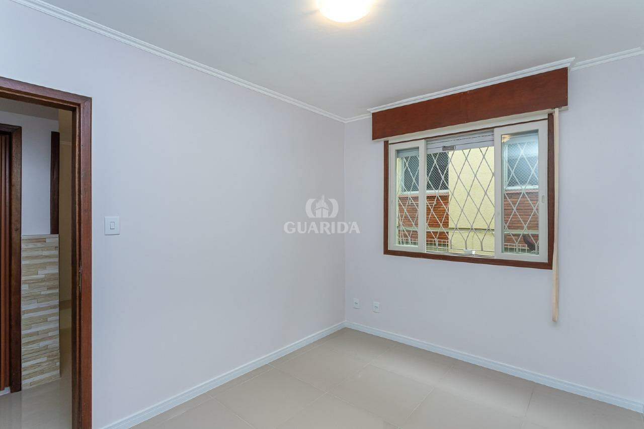Apartamento para alugar em Rio Branco, Porto Alegre - foto 1