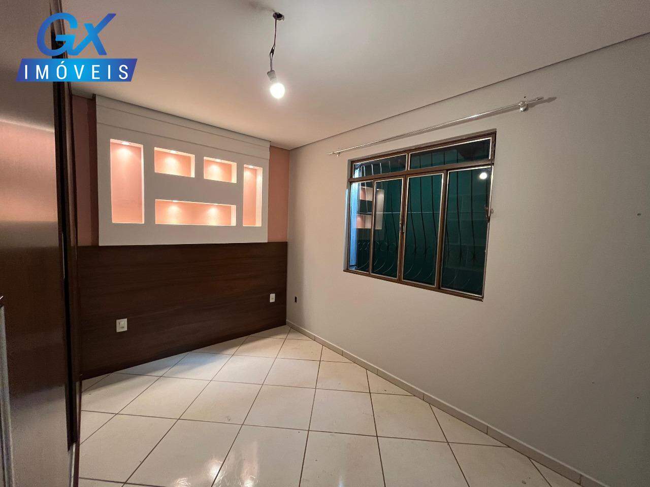 Casa para alugar com 3 quartos, 360m² - Foto 8