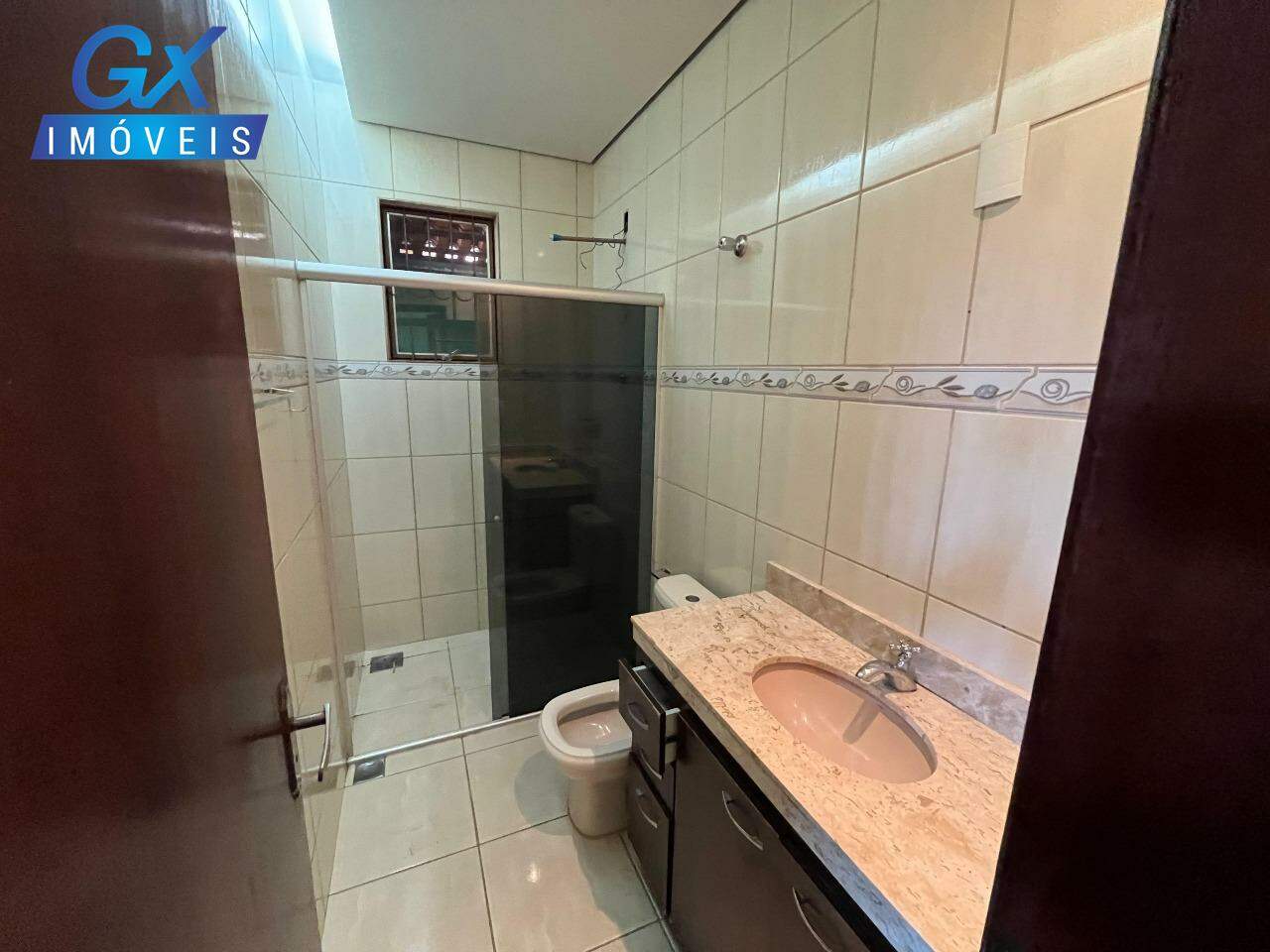 Casa para alugar com 3 quartos, 360m² - Foto 14