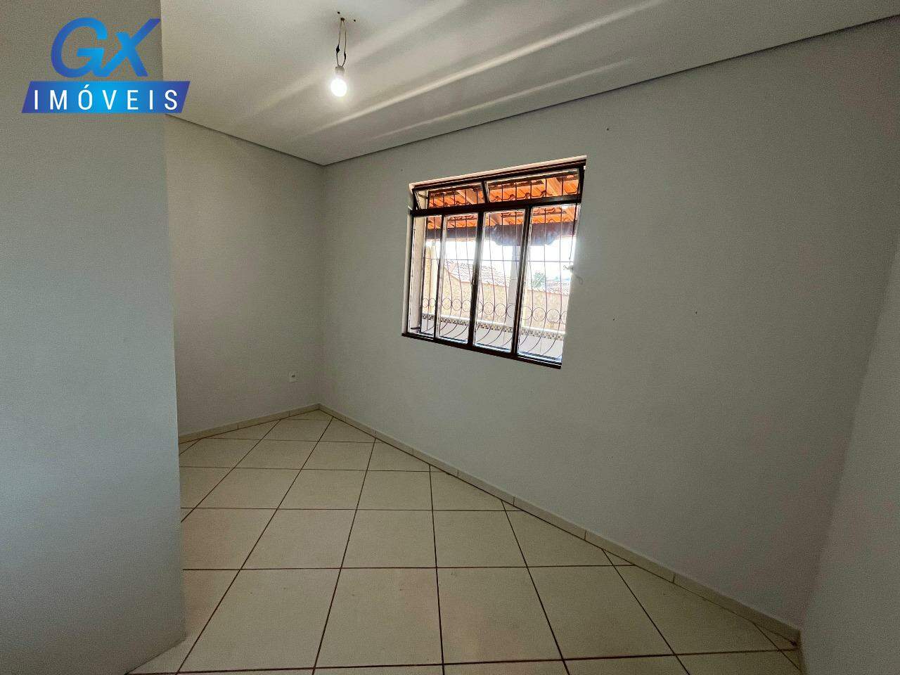 Casa para alugar com 3 quartos, 360m² - Foto 12