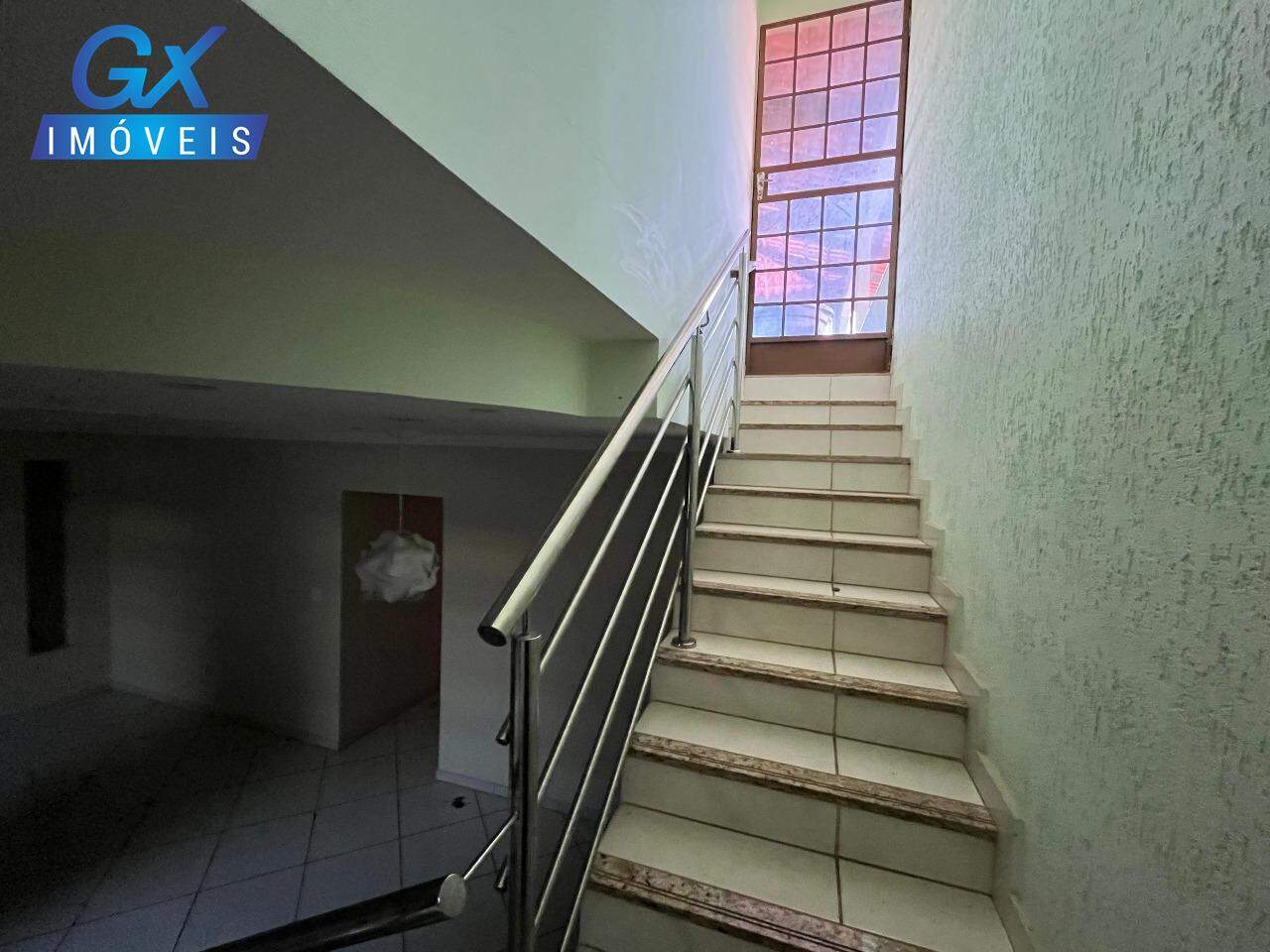 Casa para alugar com 3 quartos, 360m² - Foto 17