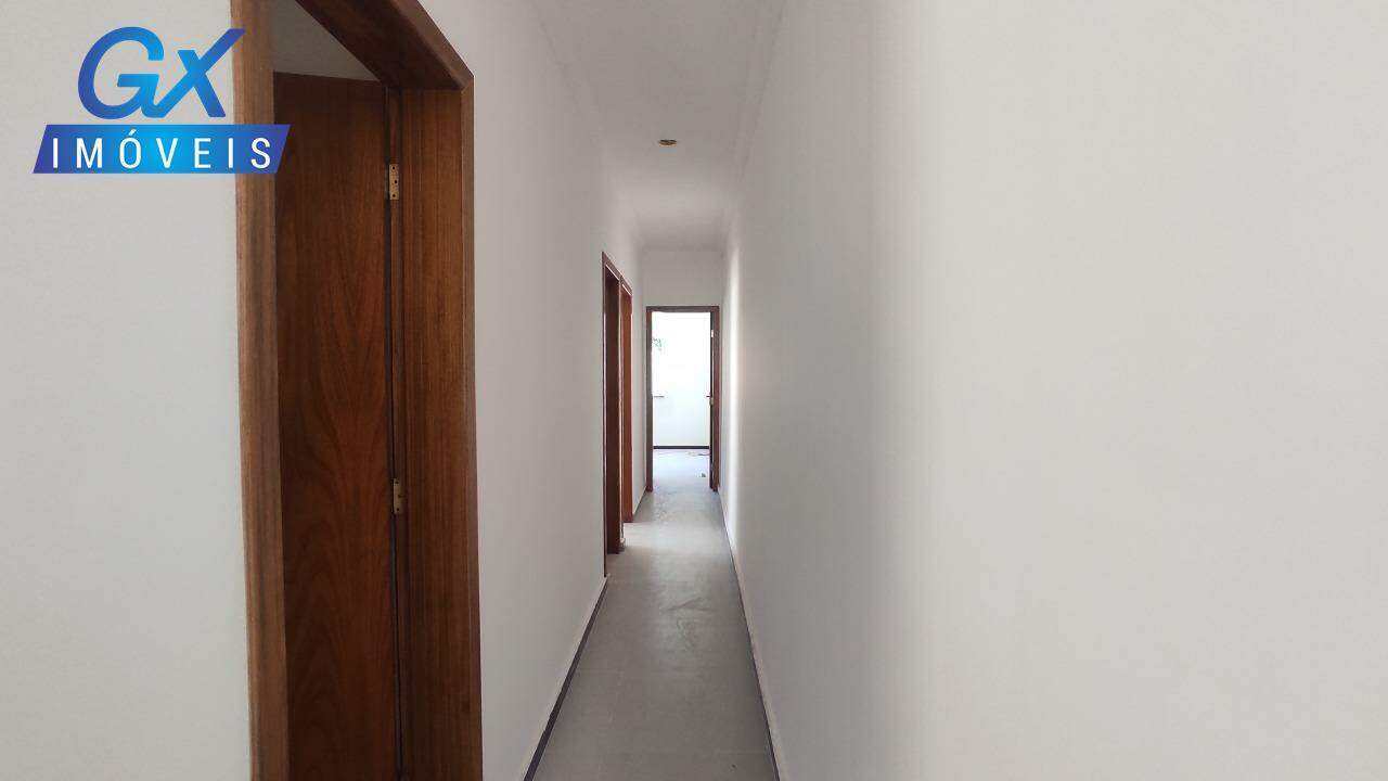 Casa à venda com 3 quartos, 180m² - Foto 9