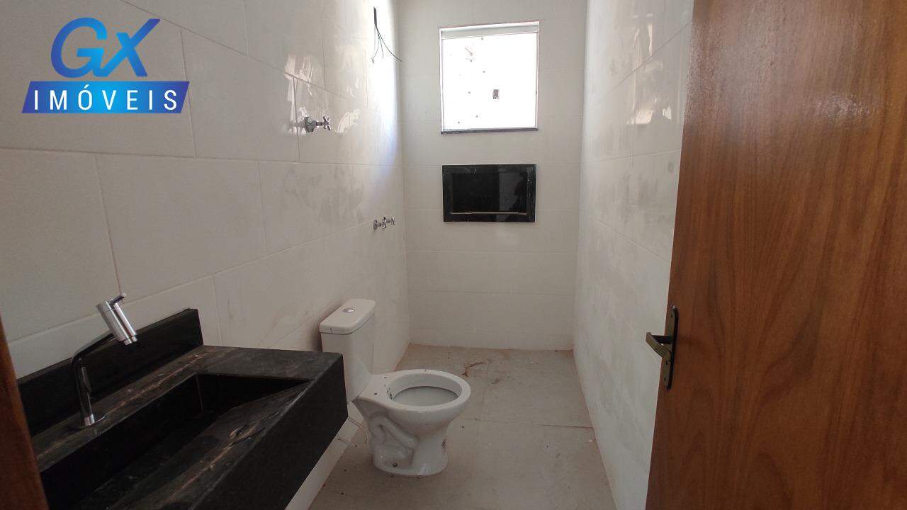 Casa à venda com 3 quartos, 180m² - Foto 8