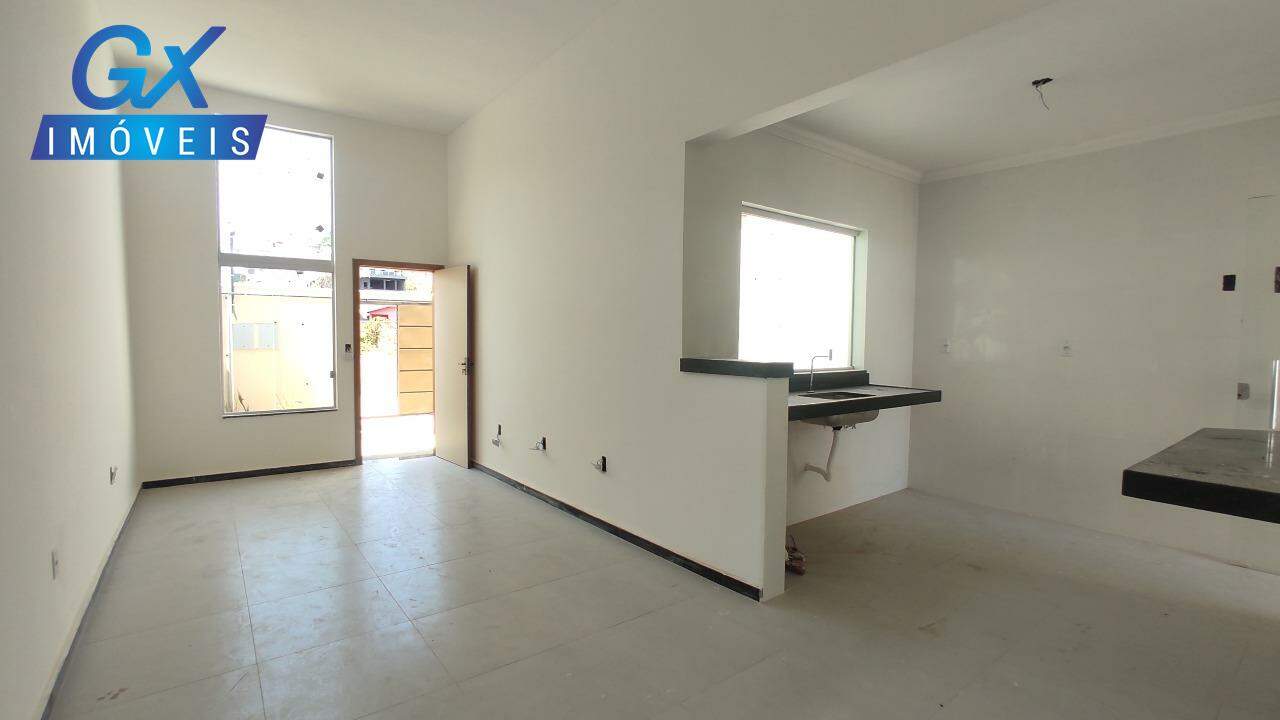 Casa à venda com 3 quartos, 180m² - Foto 5