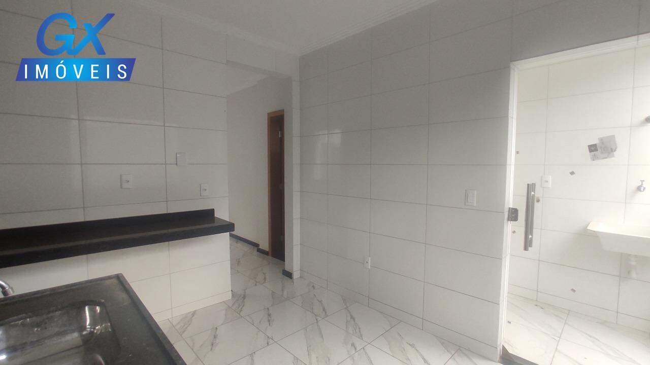 Casa à venda com 2 quartos, 65m² - Foto 11