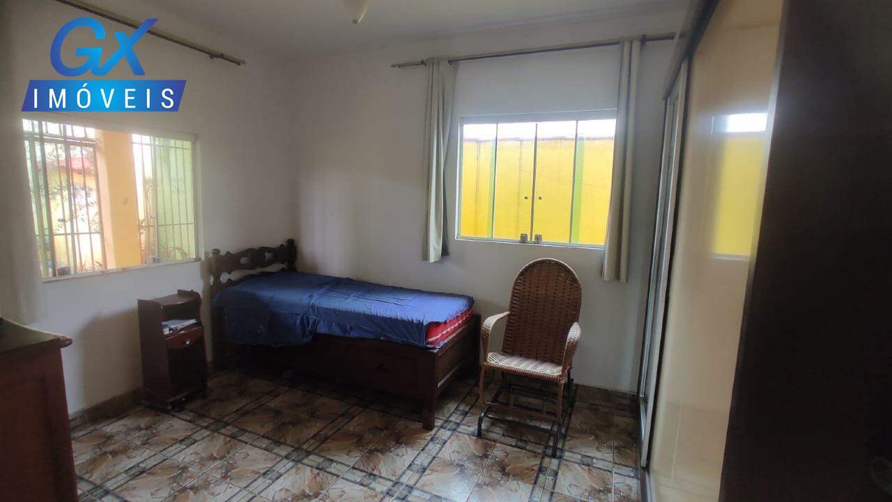 Casa à venda com 5 quartos, 300m² - Foto 7