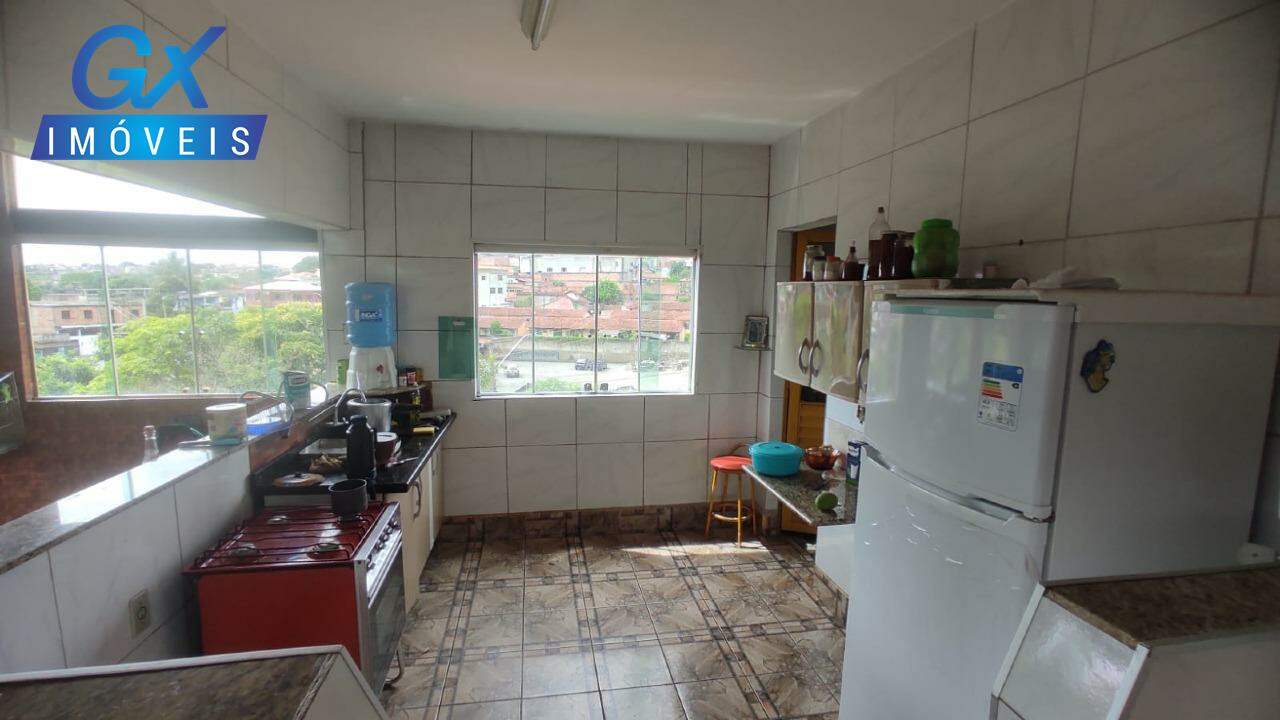 Casa à venda com 5 quartos, 300m² - Foto 15