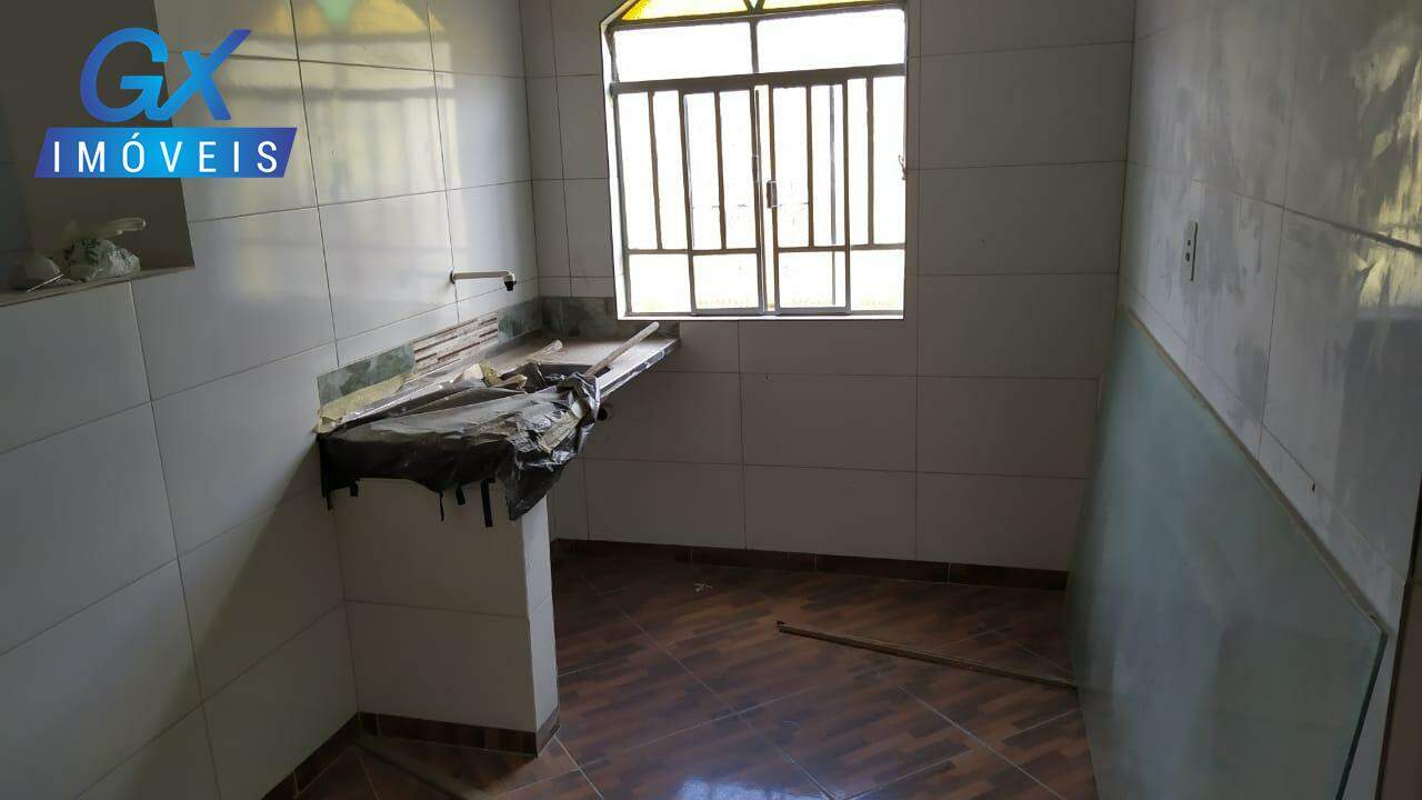 Casa à venda com 5 quartos, 300m² - Foto 25