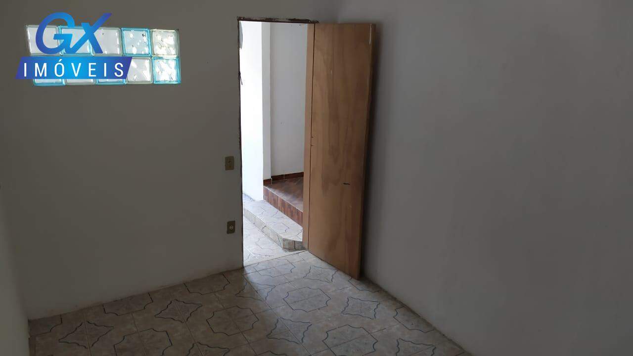 Casa à venda com 5 quartos, 300m² - Foto 23