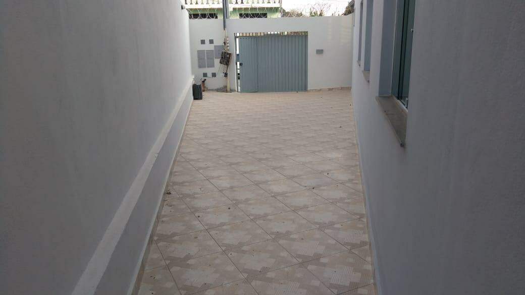 Casa à venda com 4 quartos, 100m² - Foto 29