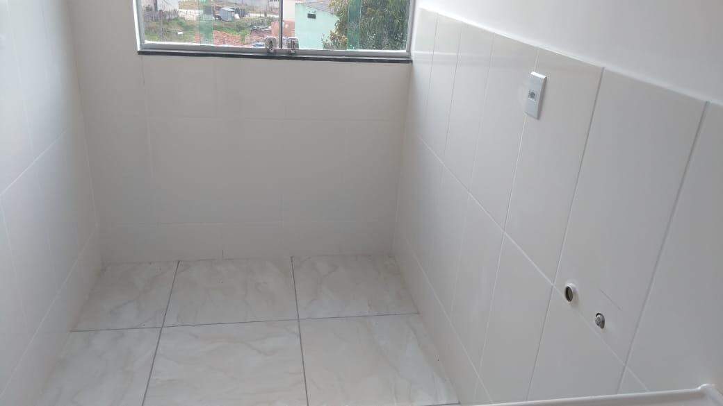 Casa à venda com 4 quartos, 100m² - Foto 13