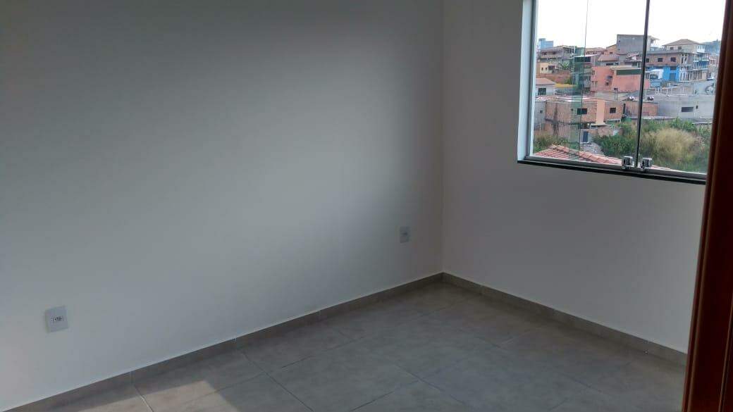 Casa à venda com 4 quartos, 100m² - Foto 6