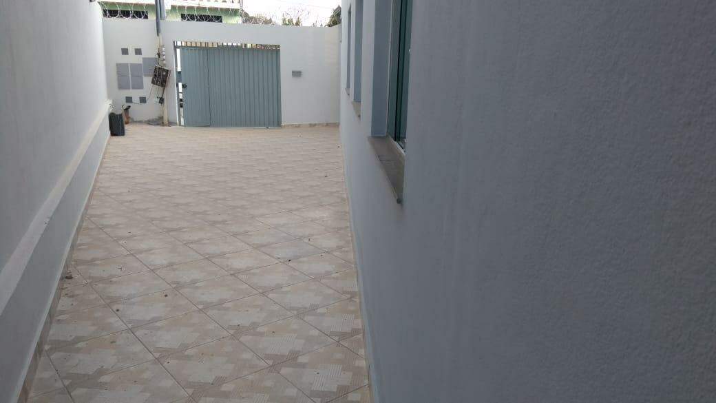 Casa à venda com 4 quartos, 100m² - Foto 26