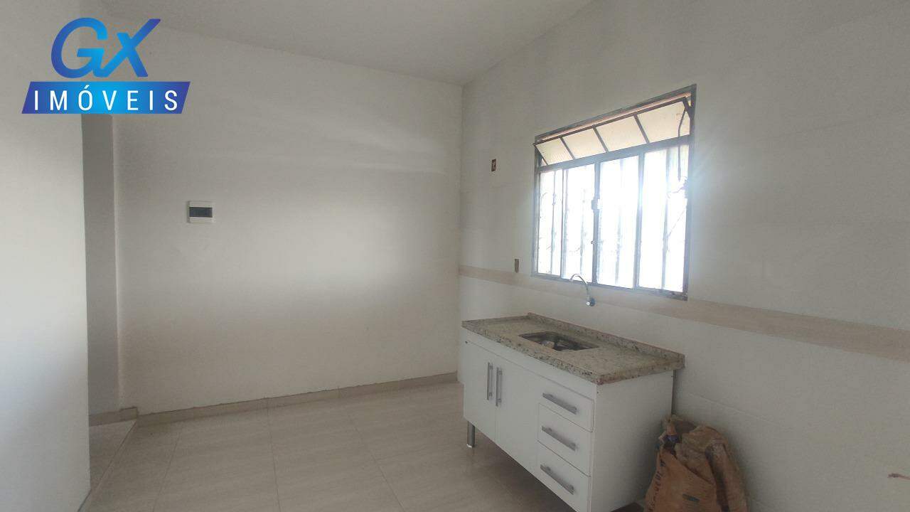 Casa à venda com 4 quartos, 200m² - Foto 22