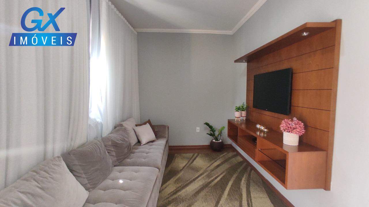 Casa à venda com 2 quartos, 180m² - Foto 9