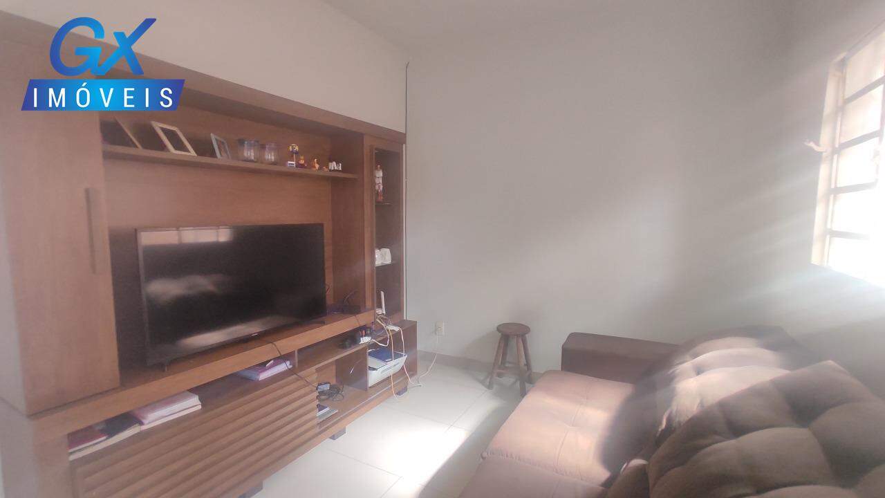 Casa à venda com 2 quartos, 55m² - Foto 15