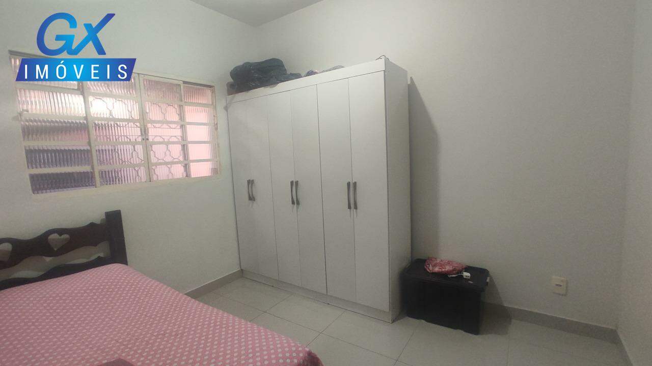 Casa à venda com 2 quartos, 55m² - Foto 18