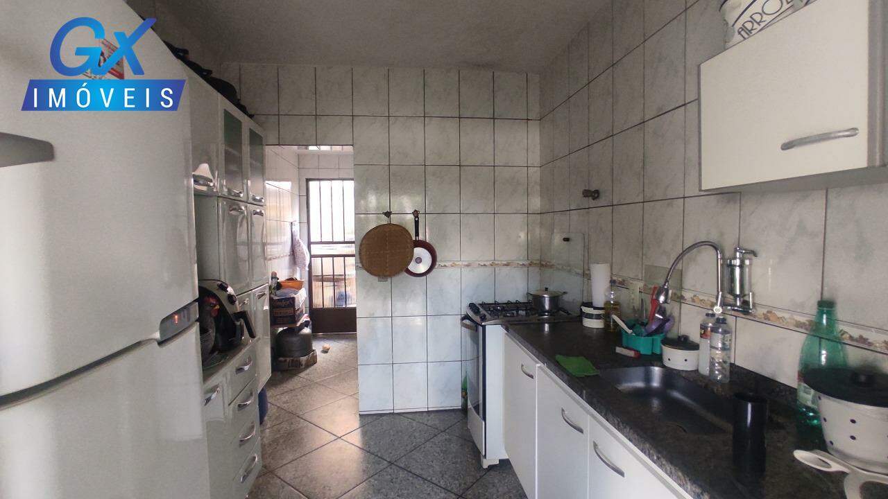 Casa à venda com 3 quartos, 180m² - Foto 25