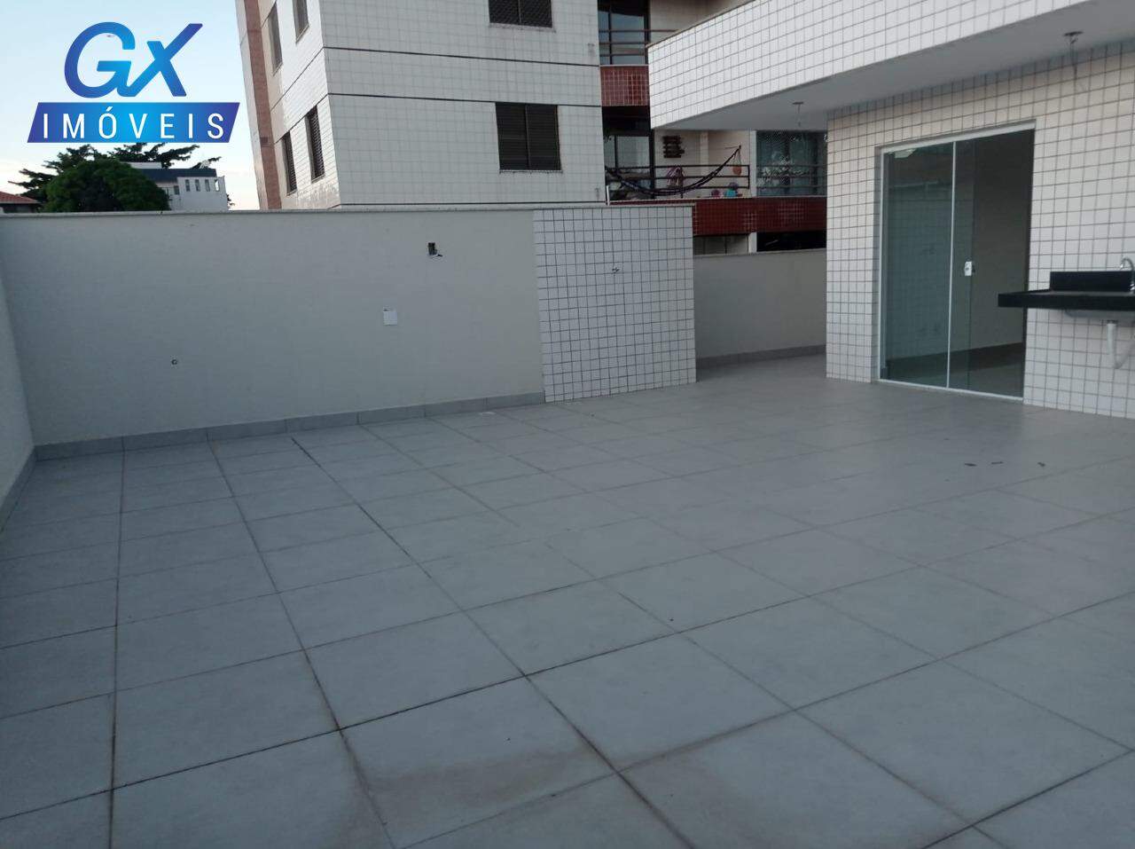 Cobertura à venda com 3 quartos, 188m² - Foto 1