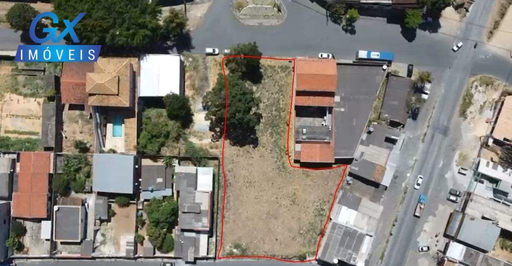Lote à venda no bairro Novo Retiro: 