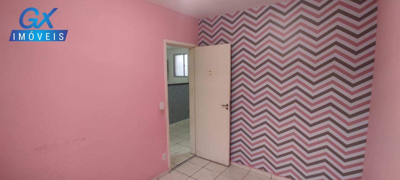 Apartamento à venda com 2 quartos, 5000m² - Foto 4