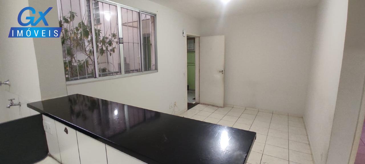 Apartamento à venda com 2 quartos, 5000m² - Foto 2