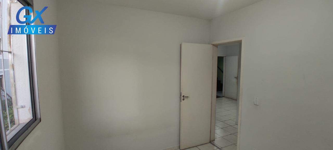 Apartamento à venda com 2 quartos, 5000m² - Foto 5