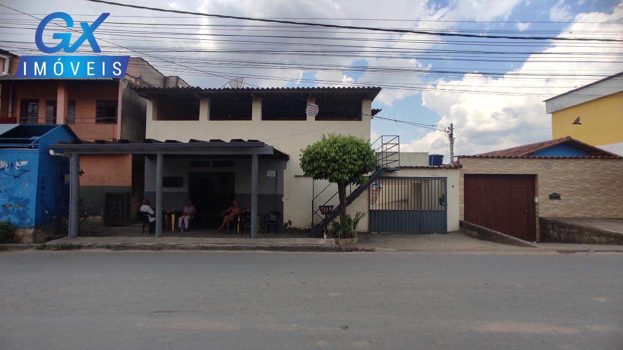 Casa, 5 quartos, 210 m² - Foto 1