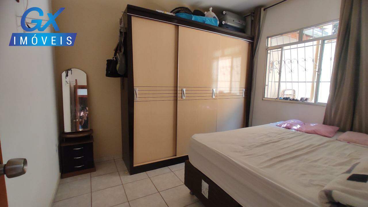 Casa à venda com 2 quartos, 180m² - Foto 12