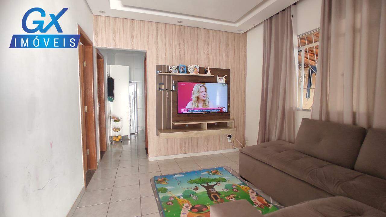 Casa à venda com 2 quartos, 180m² - Foto 10