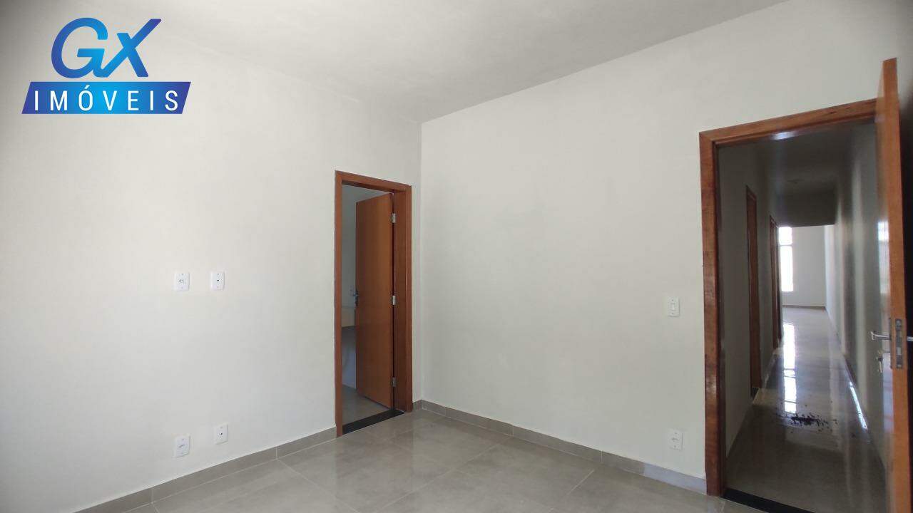 Casa à venda com 3 quartos, 90m² - Foto 20