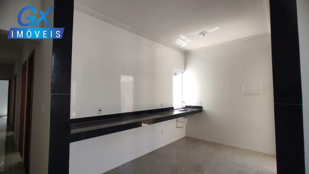 Casa à venda com 3 quartos, 180m² - Foto 10